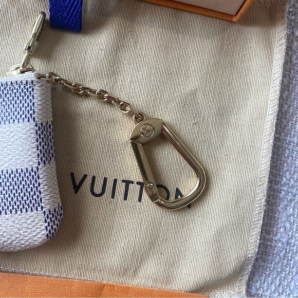 Cless azur - Picture 12 of 12